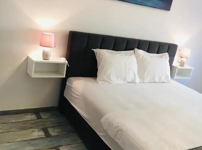 Luxury Sky Aurora Borealis רייקה